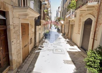 Edificio all\'aperto - Independent house Via Acquaviva D'Aragona
 
158, Conversano - photo 13