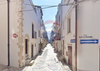 Edificio all\'aperto - Independent house Via Acquaviva D'Aragona
 
158, Conversano - photo 22