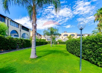 Giardino - Trilocale Contrada Santa Palagina, Bernalda - foto 1