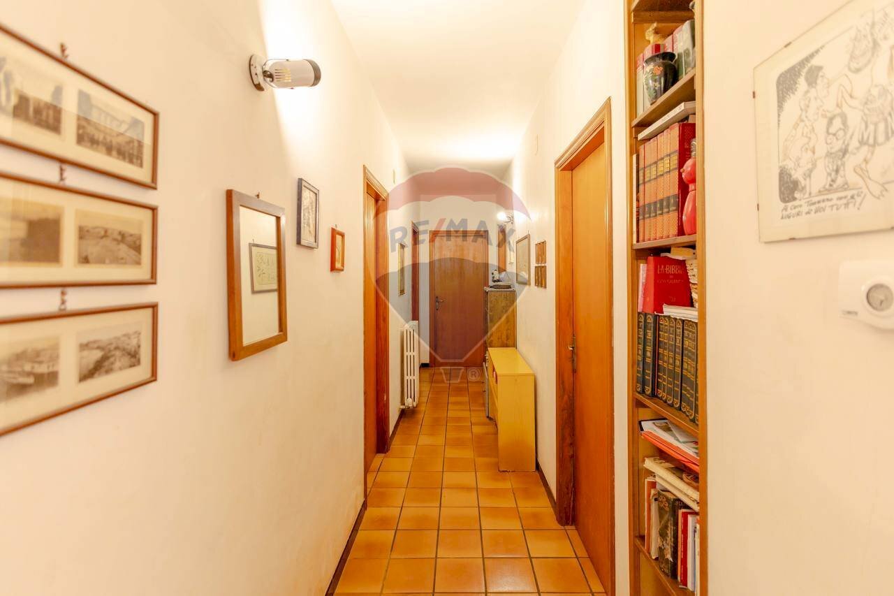 Hall / corridoio - Villa Via Crispiano
132/A, Martina Franca - photo 3