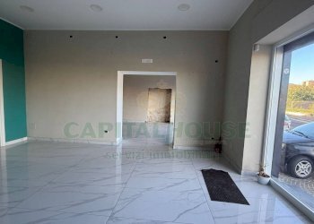 Foto 2 - Locale Commerciale Somma Vesuviana, Somma Vesuviana - foto 2