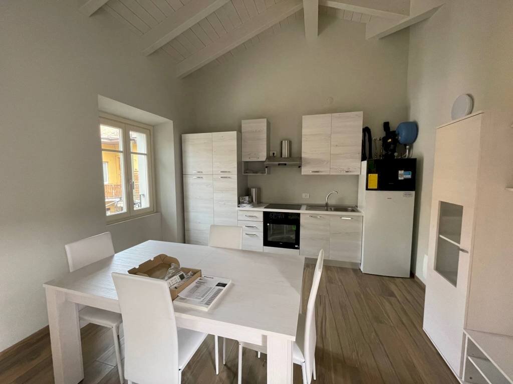 Cucina - Two-room apartment via Palazzina, Borgomanero - photo 3