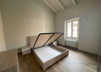 Camera da letto - Two-room apartment via Palazzina, Borgomanero - photo 7