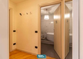 Disimpegno - Villa via Brunelli Maioni, 59, Borgomanero - foto 11