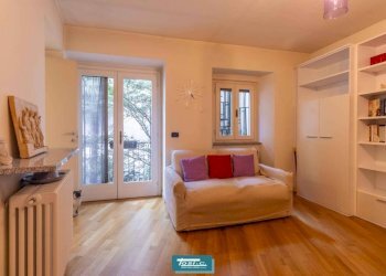 Salone - Villa via Brunelli Maioni, 59, Borgomanero - foto 23