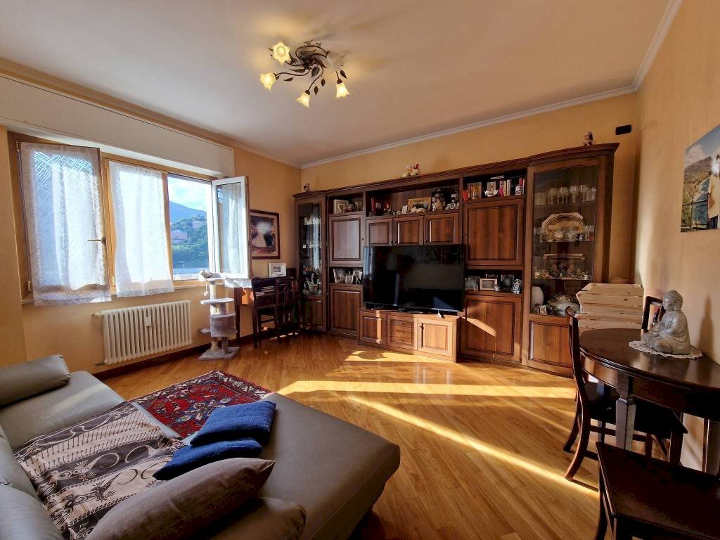 Salone - Four-room apartment via Graziella Giuffrida, 11, Genova (neighborhood Sampierdarena) - photo 3