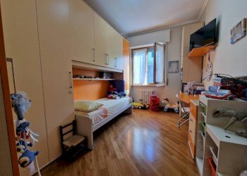 Camera da letto - Quadrilocale via Graziella Giuffrida, 11, Genova (zona Sampierdarena) - foto 24