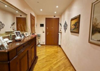 Corridoio - Quadrilocale via Graziella Giuffrida, 11, Genova (zona Sampierdarena) - foto 37