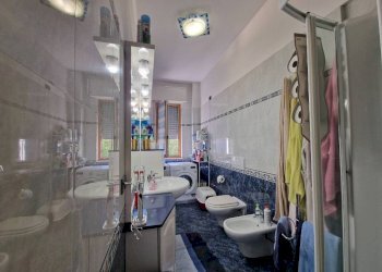Bagno - Quadrilocale via Graziella Giuffrida, 11, Genova (zona Sampierdarena) - foto 13