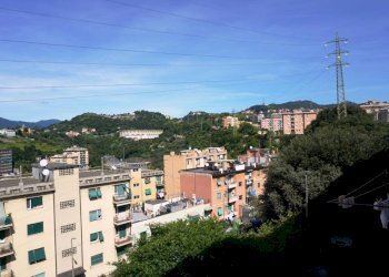 Vista - Trilocale via San Bartolomeo del Fossato, 100, Genova (zona Sampierdarena) - foto 19