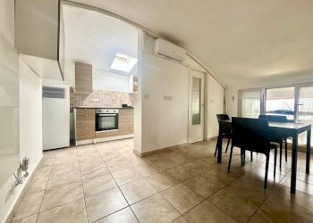 Cucina - Bilocale via Andrea Mensa, 29, Venaria Reale - foto 4