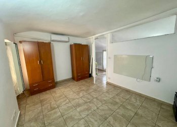 Stanza non arredata - Bilocale via Andrea Mensa, 29, Venaria Reale - foto 7