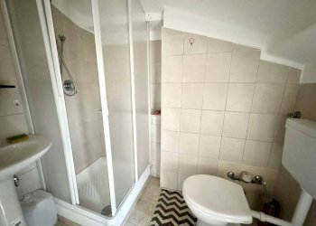 Bagno - Bilocale via Andrea Mensa, 29, Venaria Reale - foto 9