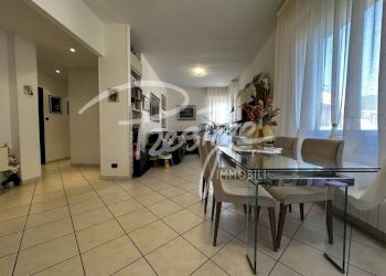 Salone - Quadrilocale via Giobatta De Nobili, 4, La Spezia - foto 4