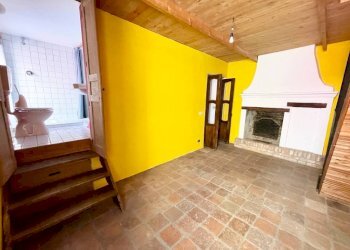 Stanza non arredata - Casa indipendente via Silvano, 6, Monforte d'Alba - foto 45