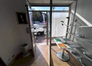 Interno non residenziale - Negozio corso Europa, 1, Bordighera - foto 5