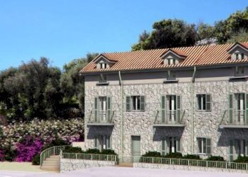 Facciata - Trilocale corso Mentone, 48, Ventimiglia - foto 14