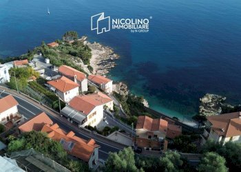 Vista - Bilocale corso Mentone, 48, Ventimiglia - foto 1