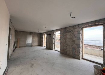 Cucina - Bilocale corso Mentone, 48, Ventimiglia - foto 2