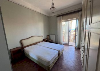 Camera da letto - Three-room apartment via Vittorio Emanuele II, 266, Bordighera - photo 5