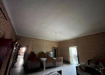 Salone - Rustic via Torre Acceglio, 137, hamlet Madonna Delle Grazie, Cuneo - photo 44