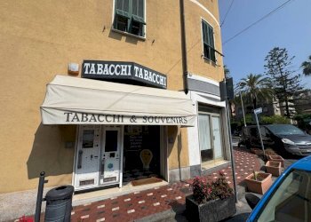 Zona - Bar - Tobacco - Ricevitoria piazza Valgoi, 5, Bordighera - photo 2