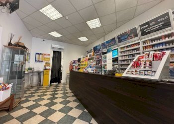 Interno non residenziale - Bar - Tobacco - Ricevitoria piazza Valgoi, 5, Bordighera - photo 5