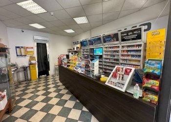 Interno non residenziale - Bar - Tobacco - Ricevitoria piazza Valgoi, 5, Bordighera - photo 6