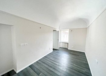 Camera da letto - Quadrilocale piazza Vincenzo Virginio, 9, Cuneo (zona Centro) - foto 13