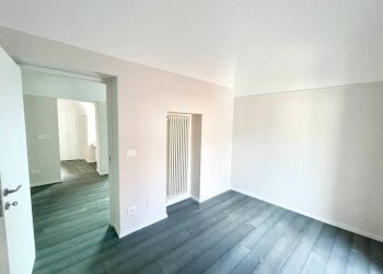 Camera da letto - Quadrilocale piazza Vincenzo Virginio, 9, Cuneo (zona Centro) - foto 15