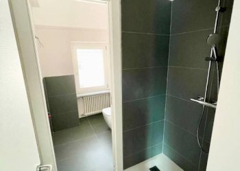 Bagno - Quadrilocale piazza Vincenzo Virginio, 9, Cuneo (zona Centro) - foto 20