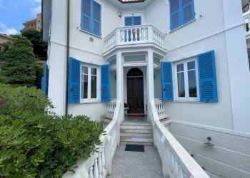 Facciata - Quadrilocale via Aurelia, 40, Noli - foto 21