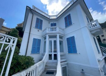 Facciata - Quadrilocale via Aurelia, 40, Noli - foto 25