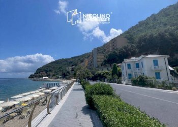 Zona - Four-room apartment via Aurelia, 40, Noli - photo 1