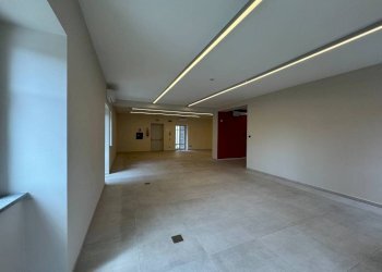 Interno appartamento - Appartamento via Giuseppe Garibaldi, 14, Monforte d'Alba - foto 18