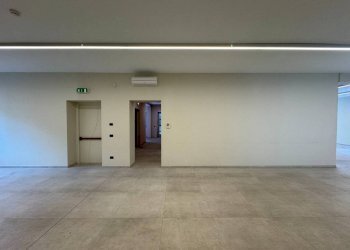 Interno appartamento - Appartamento via Giuseppe Garibaldi, 14, Monforte d'Alba - foto 22