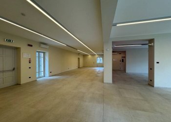 Interno appartamento - Appartamento via Giuseppe Garibaldi, 14, Monforte d'Alba - foto 24