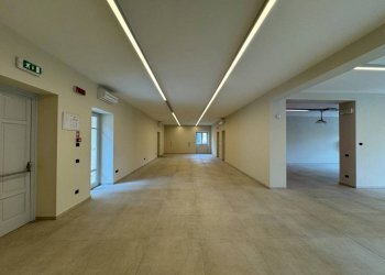 Interno appartamento - Appartamento via Giuseppe Garibaldi, 14, Monforte d'Alba - foto 25