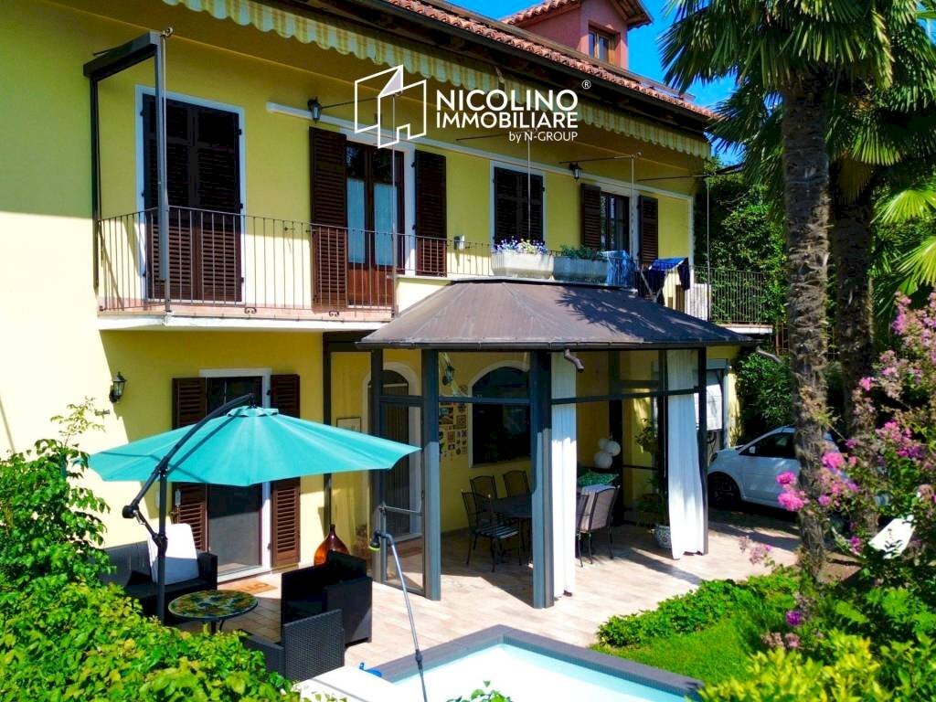 Facciata - Villa Frazione San Bartolomeo, 76, Cherasco - foto 1