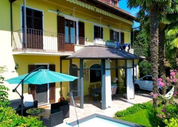 Facciata - Villa Frazione San Bartolomeo, 76, Cherasco - foto 9