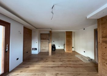Soggiorno - Three-room apartment corso Nizza, 15, Limone Piemonte - photo 6