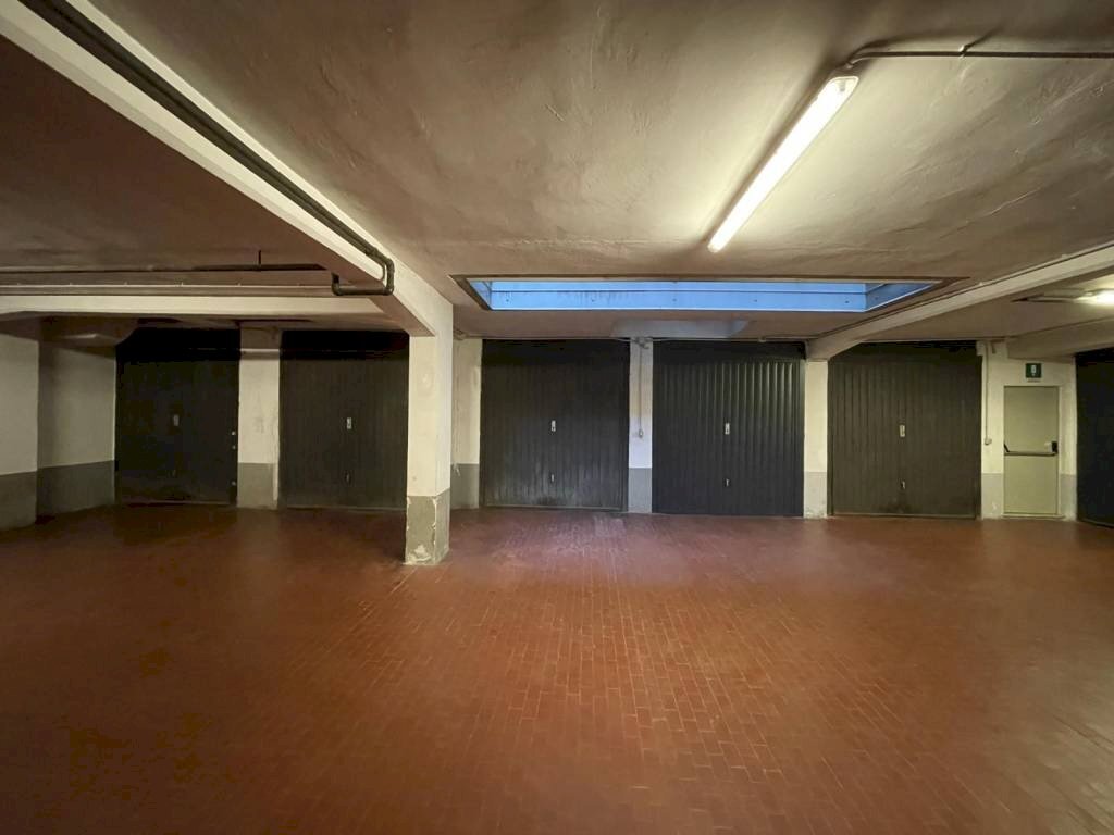 Box auto - Box via Quintino Sella, 9, Cuneo (zona Centro) - foto 2