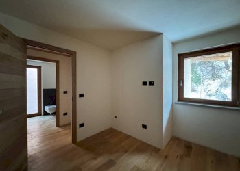 Camera da letto - Three-room apartment corso Nizza, 15, Limone Piemonte - photo 16