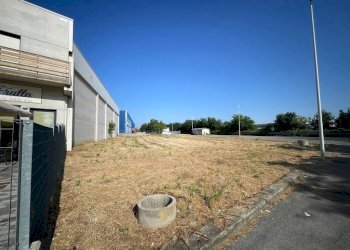 Terreno - Terreno edificabile via Savona, frazione Madonna Delle Grazie, Cuneo - foto 8