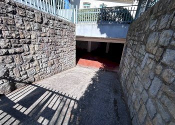 Cortile interno - Box via Pelloux, Bordighera - photo 6