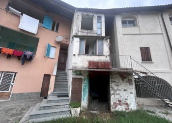 Facciata - Casa indipendente via 20 Settembre, 41, Niella Tanaro - foto 15