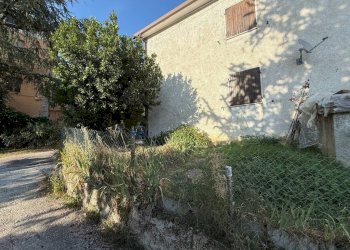 Giardino - Casa indipendente via Ornaccia, Monte Grimano Terme - foto 18