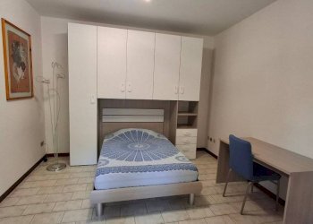 Camera da letto - Quadrilocale via Alessandro Corticelli, 29, Bologna (zona Mazzini) - foto 4