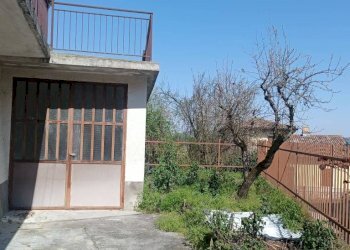 Cortile interno - Rustico via Roma, Montiglio Monferrato - foto 4