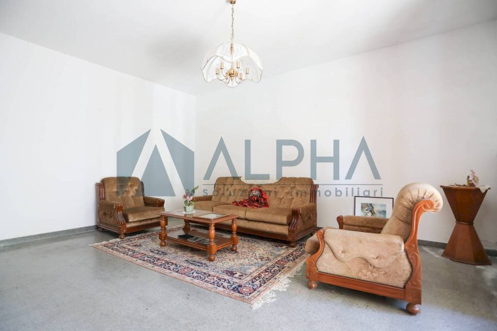 Salone - Villa via Tipano, Cesena - foto 2